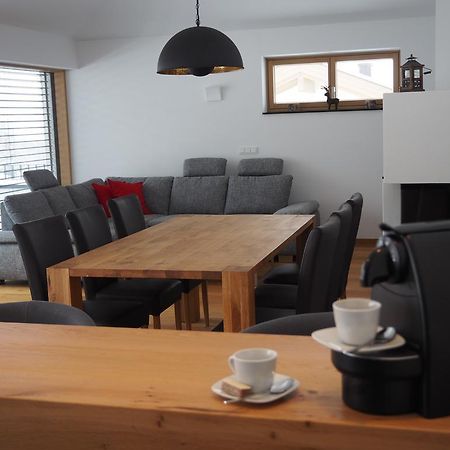 Apartment Smaragdblick Wildkogel Bramberg am Wildkogel Bagian luar foto